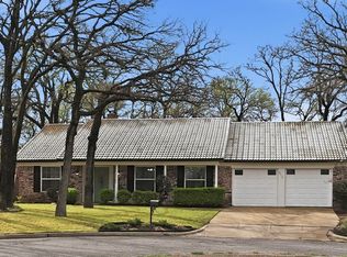 2316 S Pleasant Forest St, Arlington, TX 76015