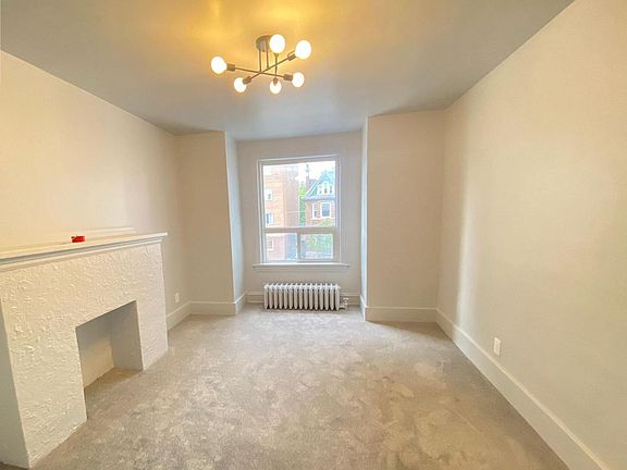 3rd image of 275 Bronson Ave #1458098