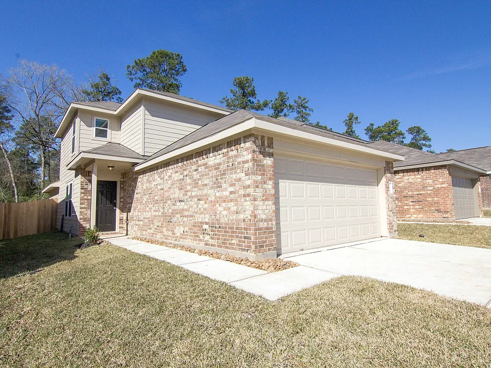 13911 Westfield Dr