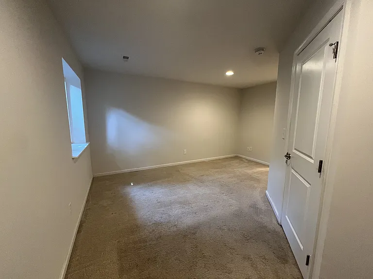 11720 Blessington Rd — Photo 4