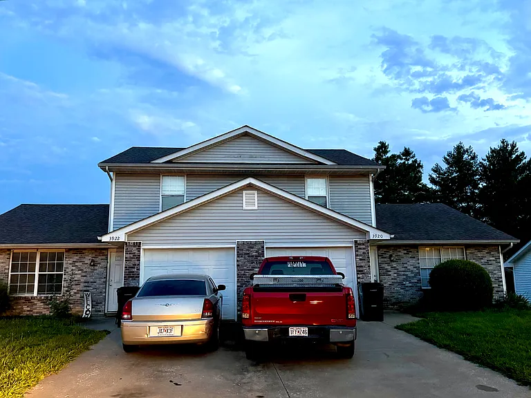 3920 Olympic Ct #3920 — Photo 1