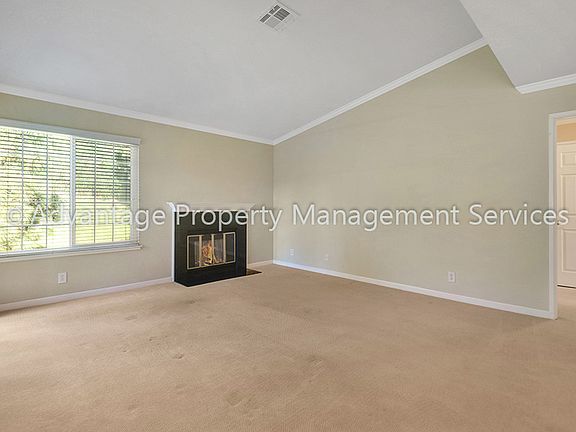 5th image of 525 Canyon Oaks Dr APT F