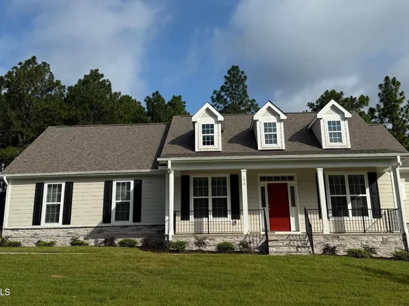 190 Longleaf Drive, West End, NC 27376