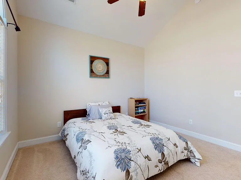 505 Pinehurst Cir — Photo 49