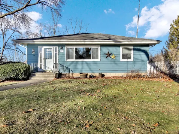 11834 West Rainbow AVENUE, Milwaukee, WI 53214