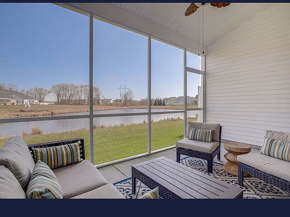 3rd image of 24520 Sweet Bay Dr