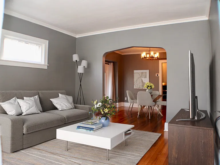 310 College St #1 — Photo 3