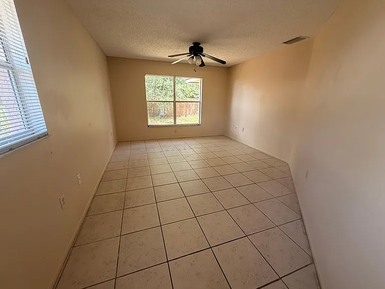 4008 Palau Dr — Photo 10