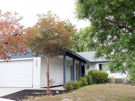 2nd image of 1459 Laurel Ave