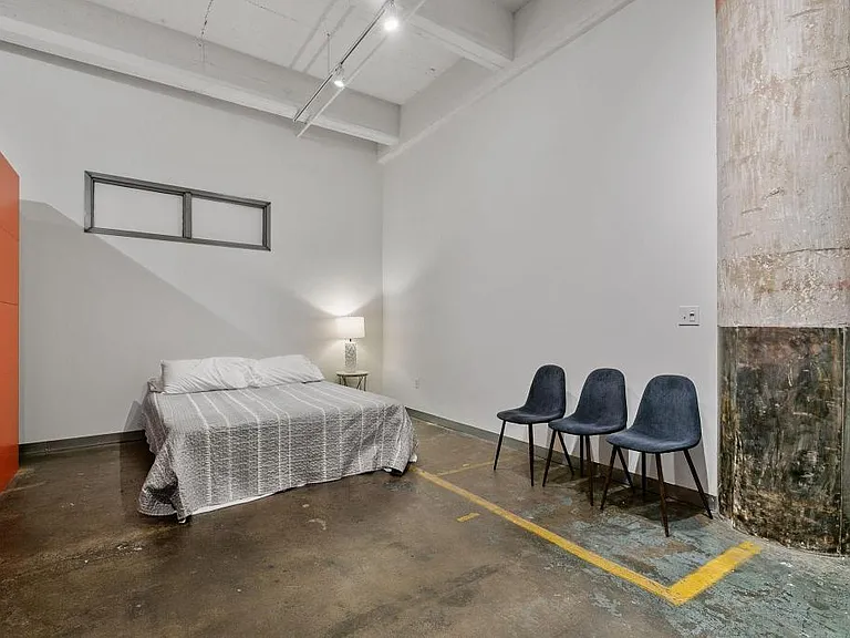 700 Washington Ave N #212 — Photo 15