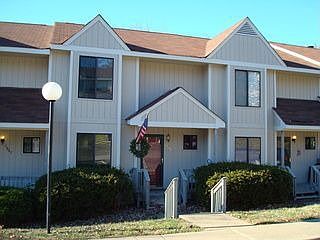 1st image of 1905 Airy Cir