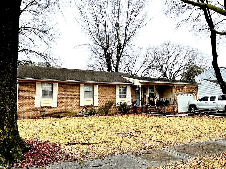 6817 Cedarwood Ct — Photo 32