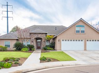4435 E Grove Ct, Visalia, CA 93292