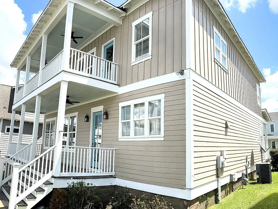 99 Double Oak Ave