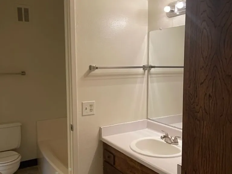 6244 Westside Rd — Photo 5