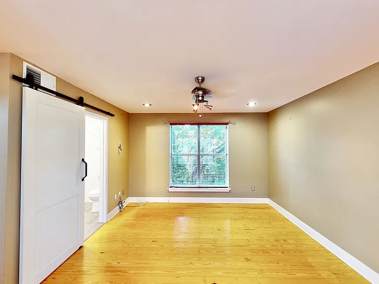 2062 Atherton Heights Ln — Photo 17