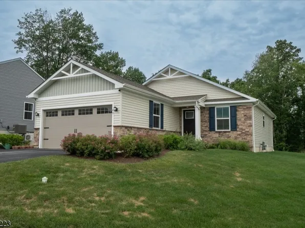 49 Coventry Rd, Hardyston Twp., NJ 07419