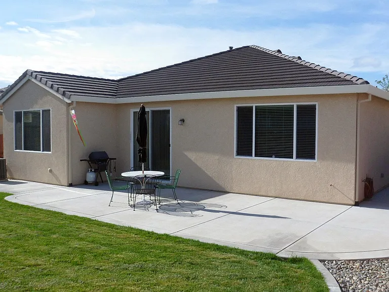 1371 Camilla St — Photo 11