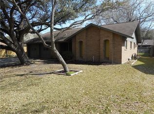 2406 Heights Blvd, Taylor, TX 76574