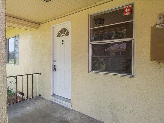 4th image of 1040 10th Ave NW APT 2