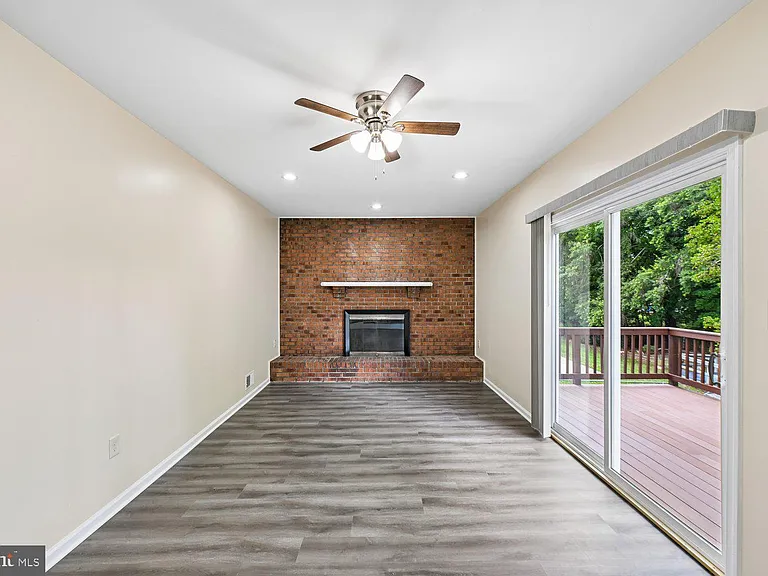 8805 Bolero Ct — Photo 15