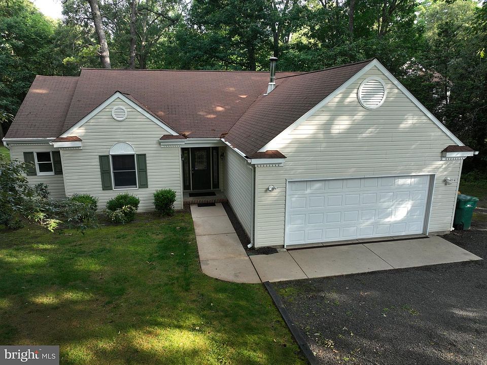 1st image of 74 Cedar Rd