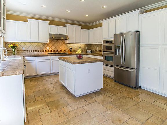 5th image of 459 Willow Glen Cir