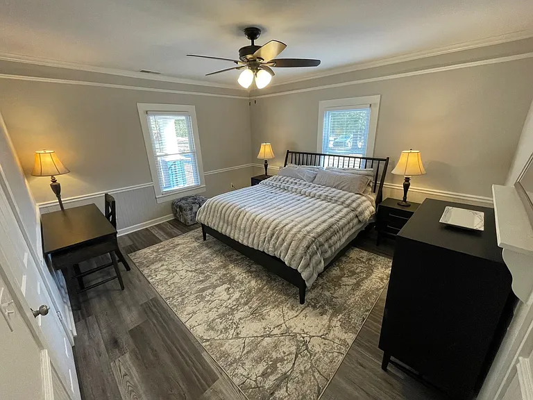 313 N Maple St — Photo 21