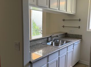4759 Kester Ave APT 105, Sherman Oaks, CA 91403