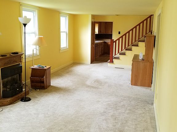 5th image of 37 Williams Ave