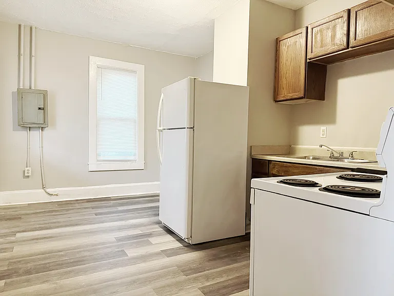 133 Rankin Ave — Photo 13
