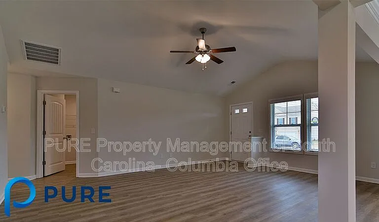 44 Bayberry Ct — Photo 10