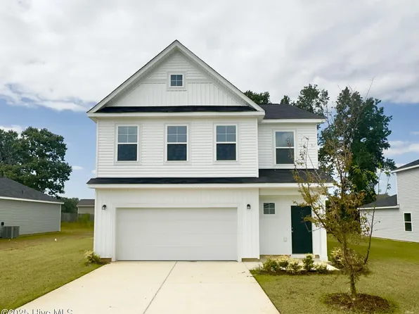 164 N Squires Run Lane, Richlands, NC 28574