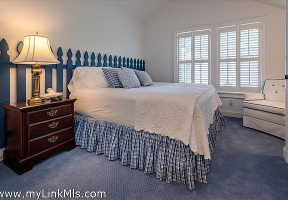 Guest House: Guest Bedroom