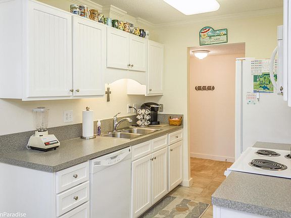 5th image of 277 Sunset Bay Unit 27A