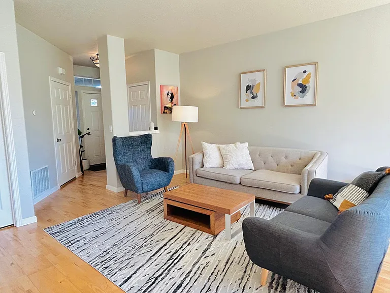 3218 Wild Rose Loop — Photo 2