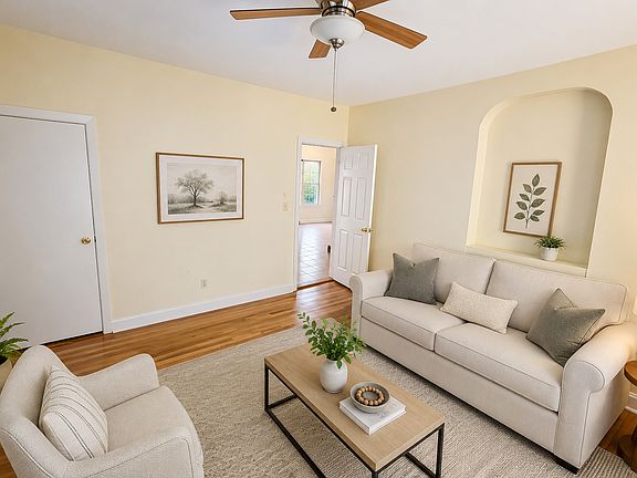 3rd image of 20A Main St #2