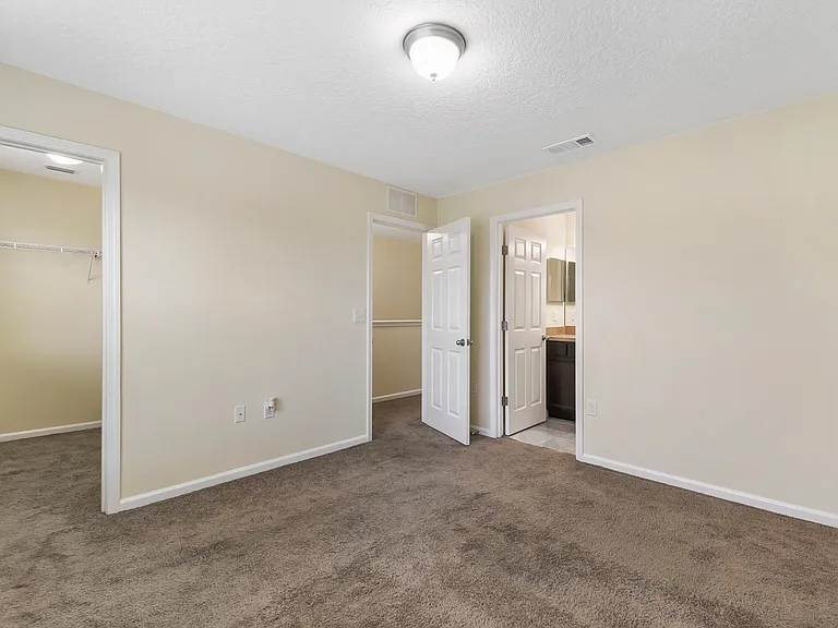 266 Moultrie Village Ln — Photo 28