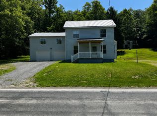 8232 Mercer St #1, Pulaski, PA 16143
