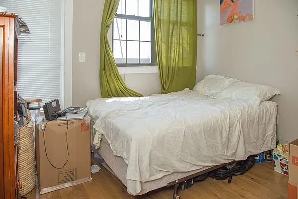 Rented by Rennit Inc. | media 23