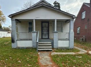 7646 Brace St, Detroit, MI 48228