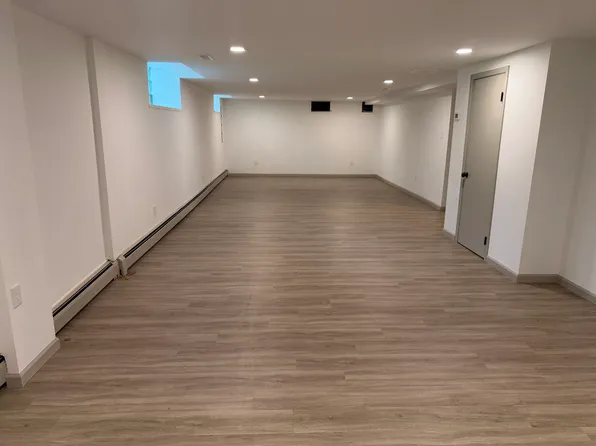 (undisclosed Address), Elkins Park, PA 19027