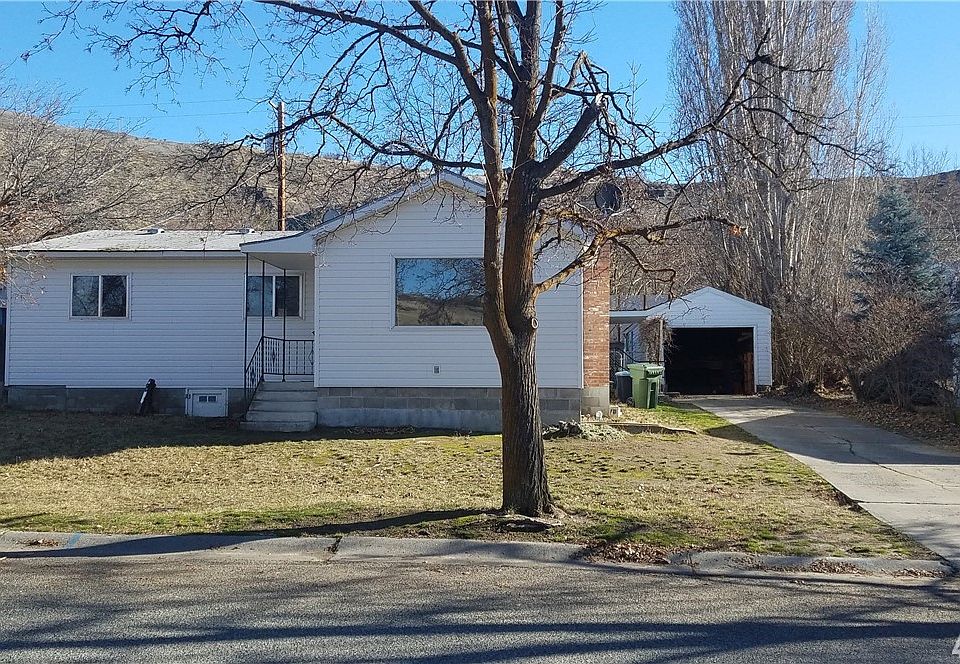 1st image of 1107 Central Dr