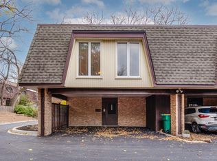1835 Tanglewood Dr #3-H, Glenview, IL