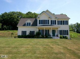 16 Quarry Ridge Rd, Sandy Hook, CT 06482