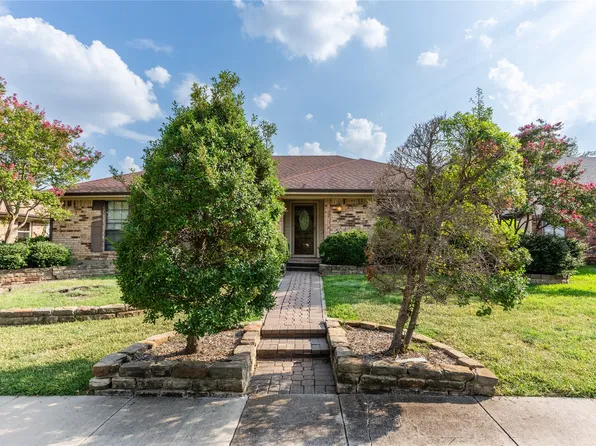 1710 Mayflower Dr, Carrollton, TX 75007
