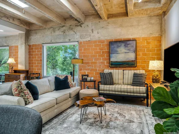1115 S Alamo St 2302, San Antonio, TX 78210