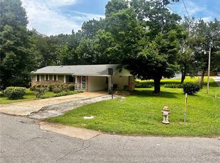 512 E McCormick St, Prairie Grove, AR 72753