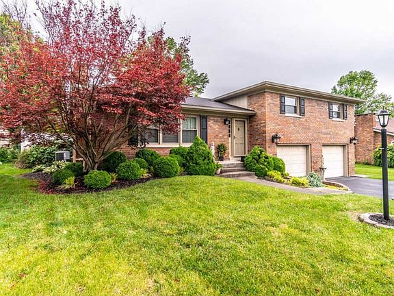 2nd image of 109 Westwood Dr