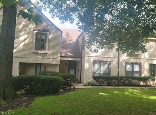 986 Som Center Rd #D4, Cleveland, OH 44143